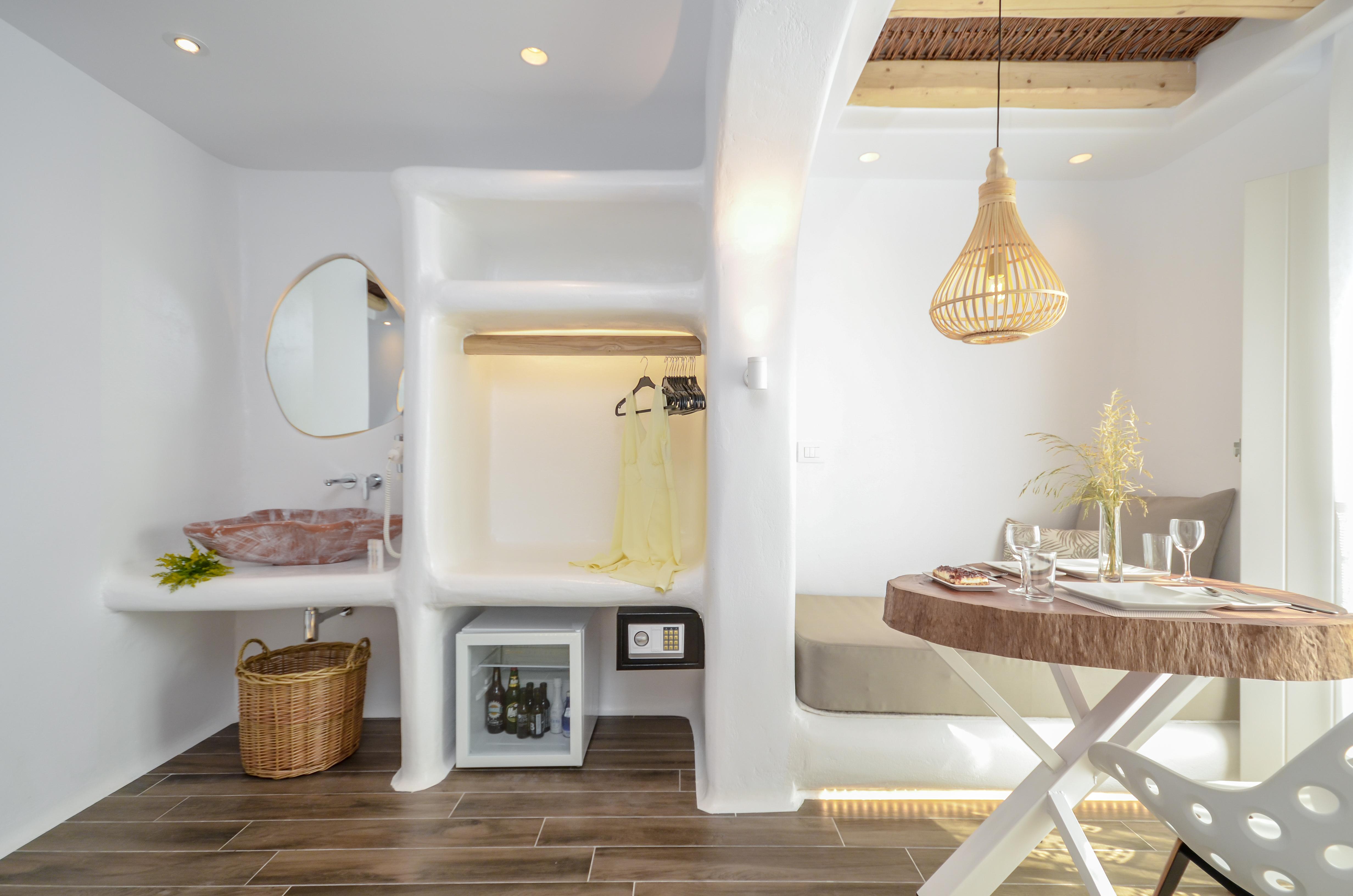 Naxos Island Escape Suites Plaka  Exterior photo