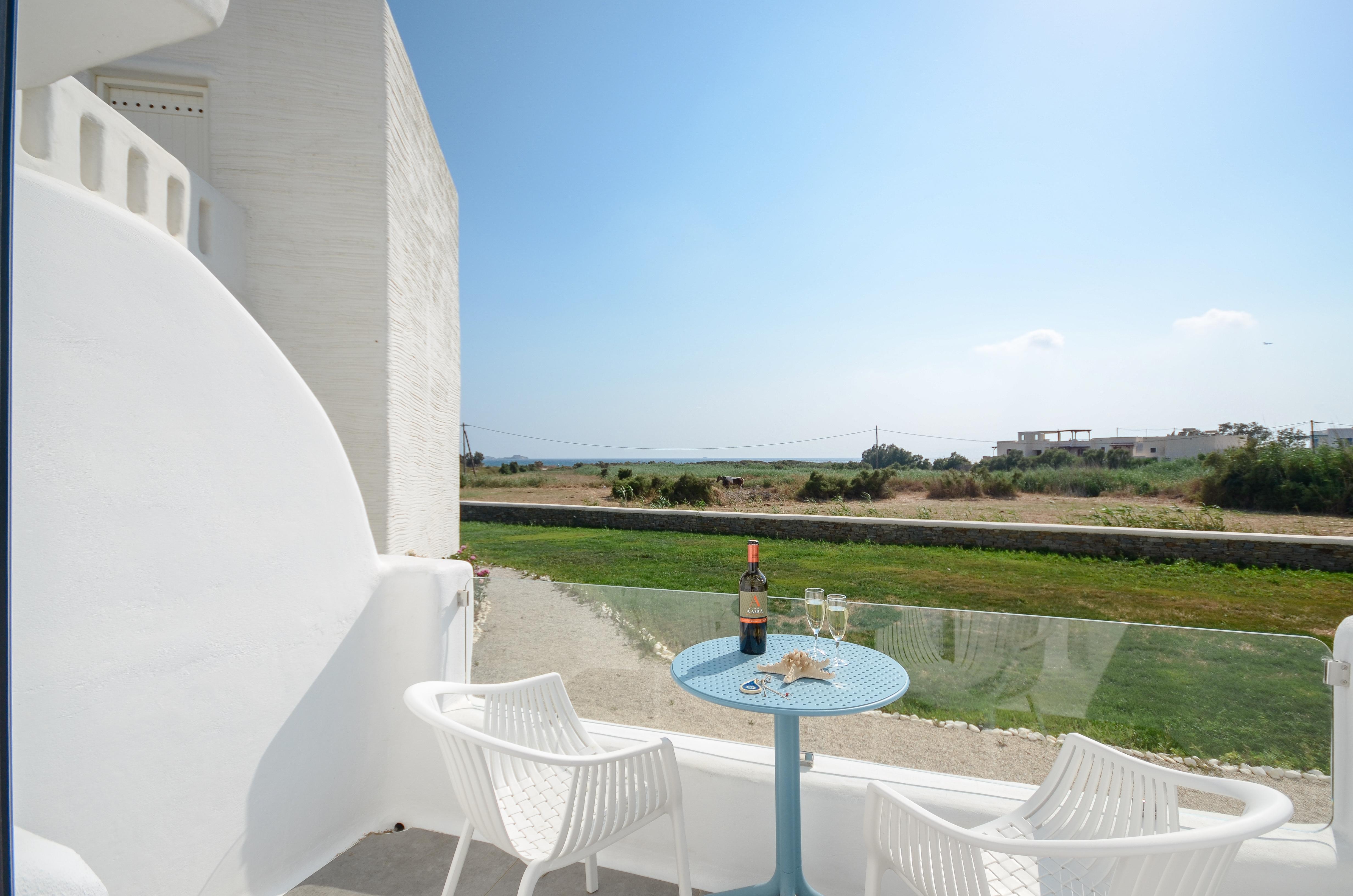 Naxos Island Escape Suites Plaka  Exterior photo