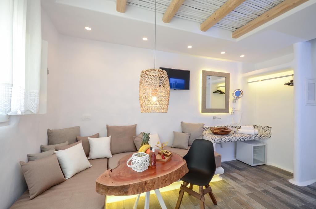Naxos Island Escape Suites Plaka  Exterior photo