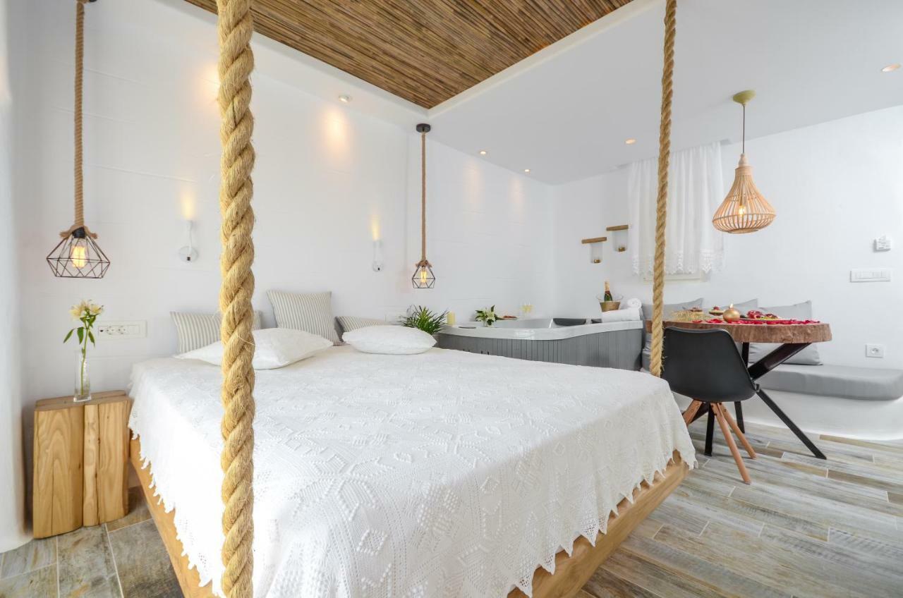 Naxos Island Escape Suites Plaka  Exterior photo